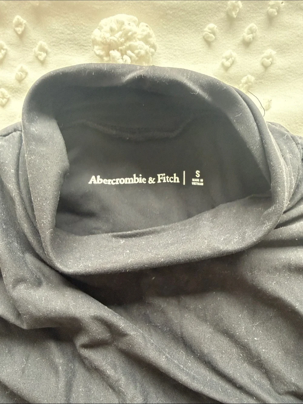 Abercrombie & Fitch versatile black